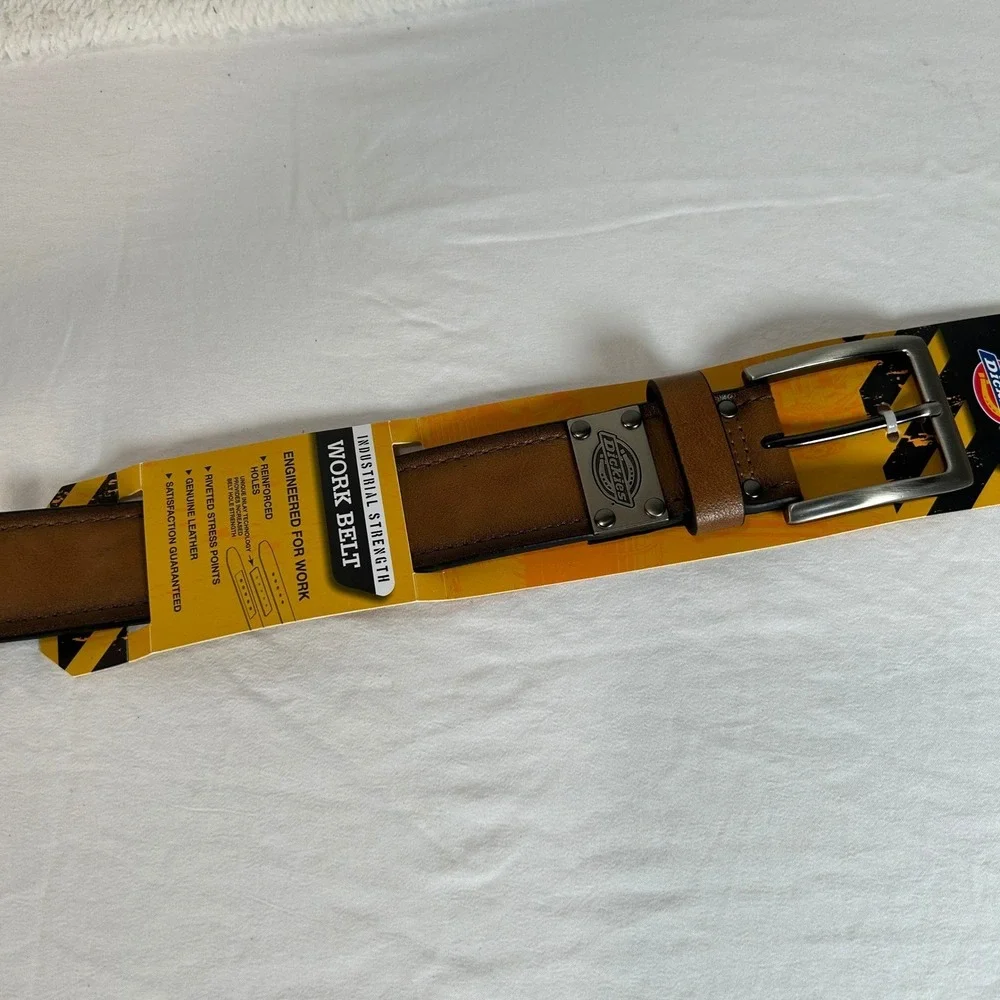 Dickies Mens Industrial Strength Work Belt Brown Leather Metal Logo Small 30-32
